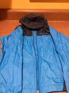 Columbia Boys YS Blue Hooded Windbreaker Jacket